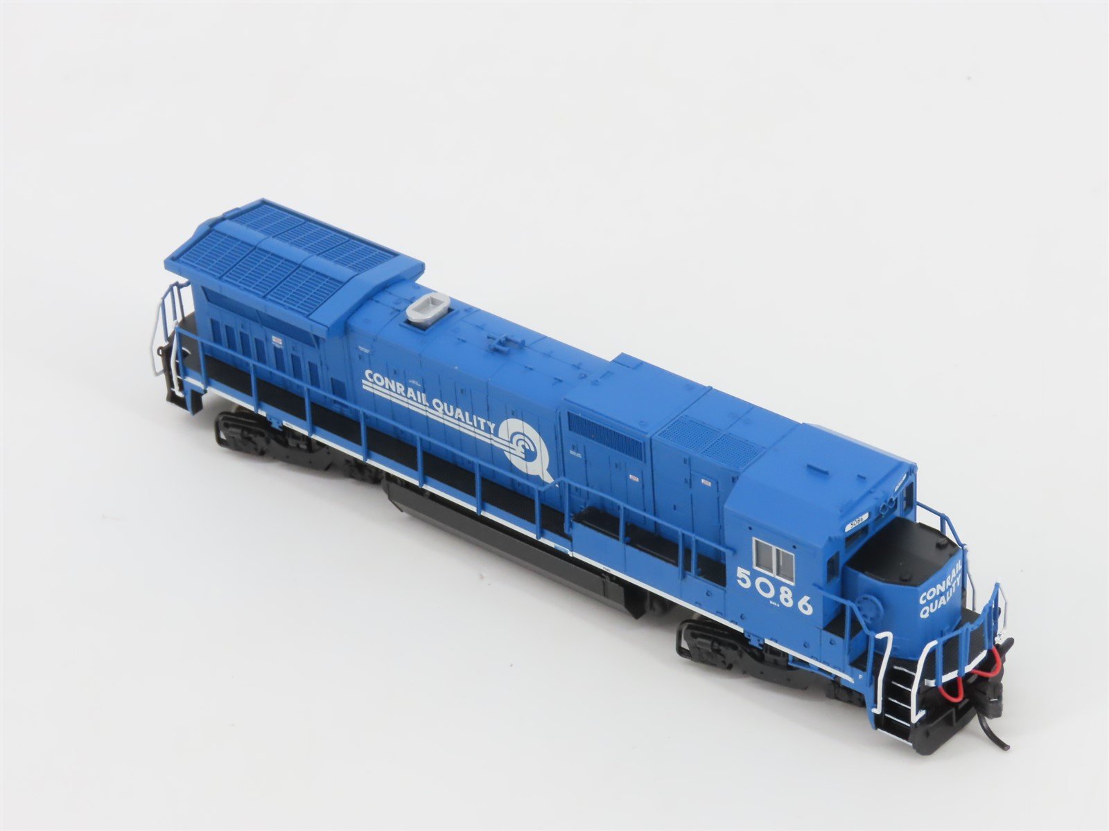N Scale Atlas 48734 CR Conrail Quality GE Dash 8-40B Diesel #5086 - DCC Ready