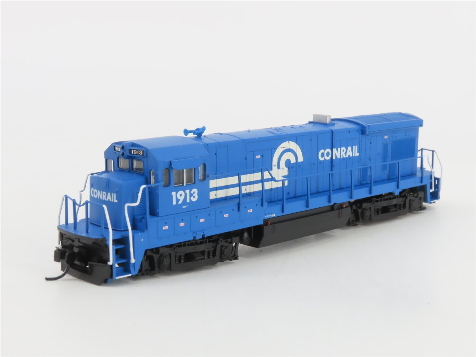 N Scale Atlas 49712 CR Conrail GE B23-7 Diesel Locomotive #1913 - DCC Ready