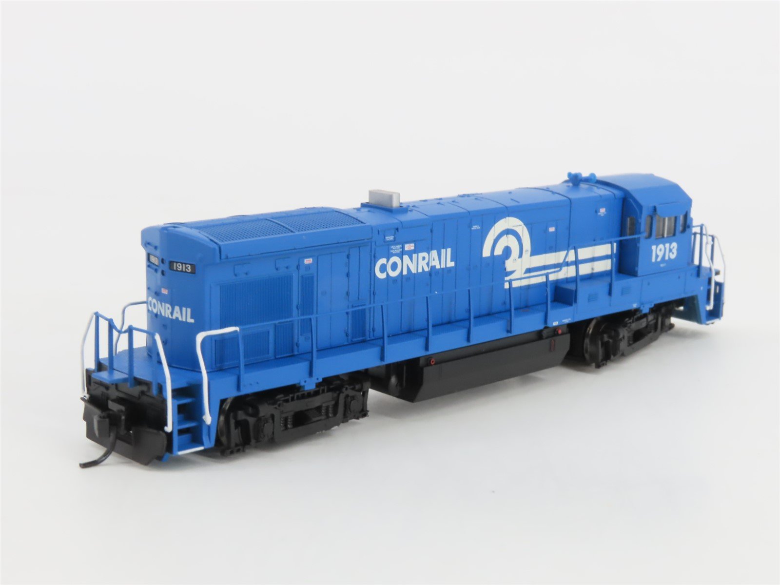 N Scale Atlas 49712 CR Conrail GE B23-7 Diesel Locomotive #1913 - DCC Ready