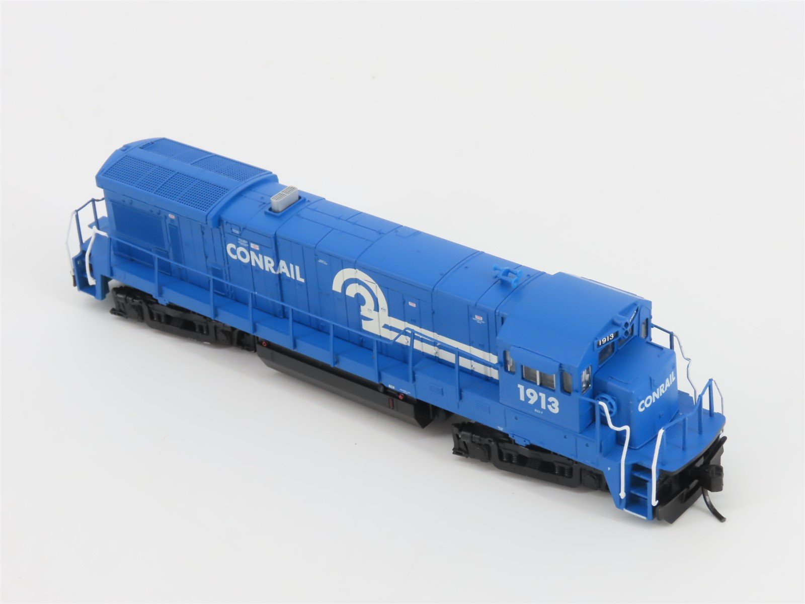 N Scale Atlas 49712 CR Conrail GE B23-7 Diesel Locomotive #1913 - DCC Ready
