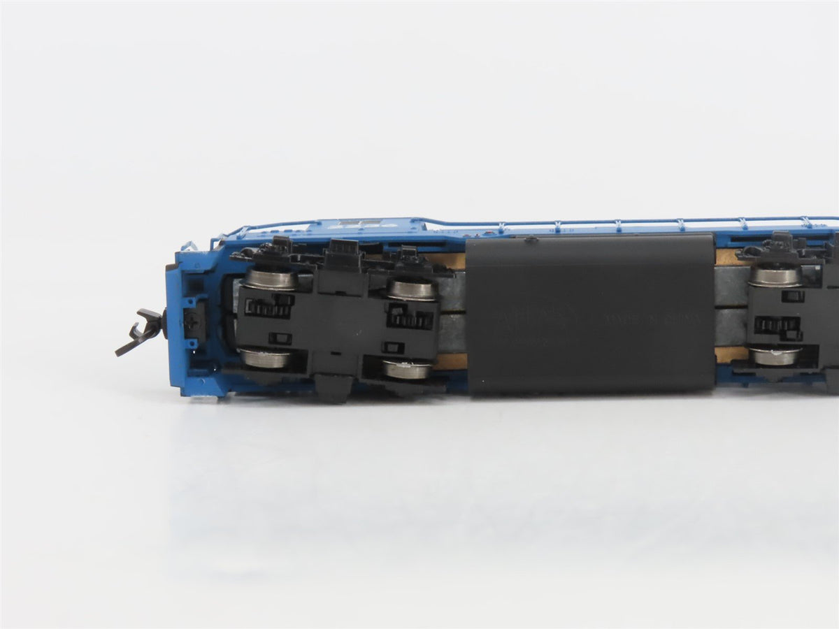 N Scale Atlas Classic 47519 CR Conrail EMD GP30 Diesel #2236 - DCC Ready