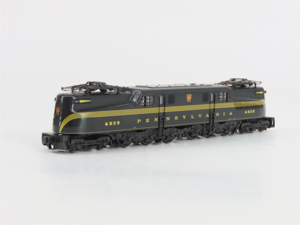 N Scale KATO 137-2001 PRR Pennsylvania GG1 Electric Locomotive #4935 w/ DCC