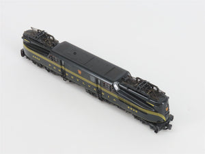 N Scale KATO 137-2001 PRR Pennsylvania GG1 Electric Locomotive #4935 w/ DCC