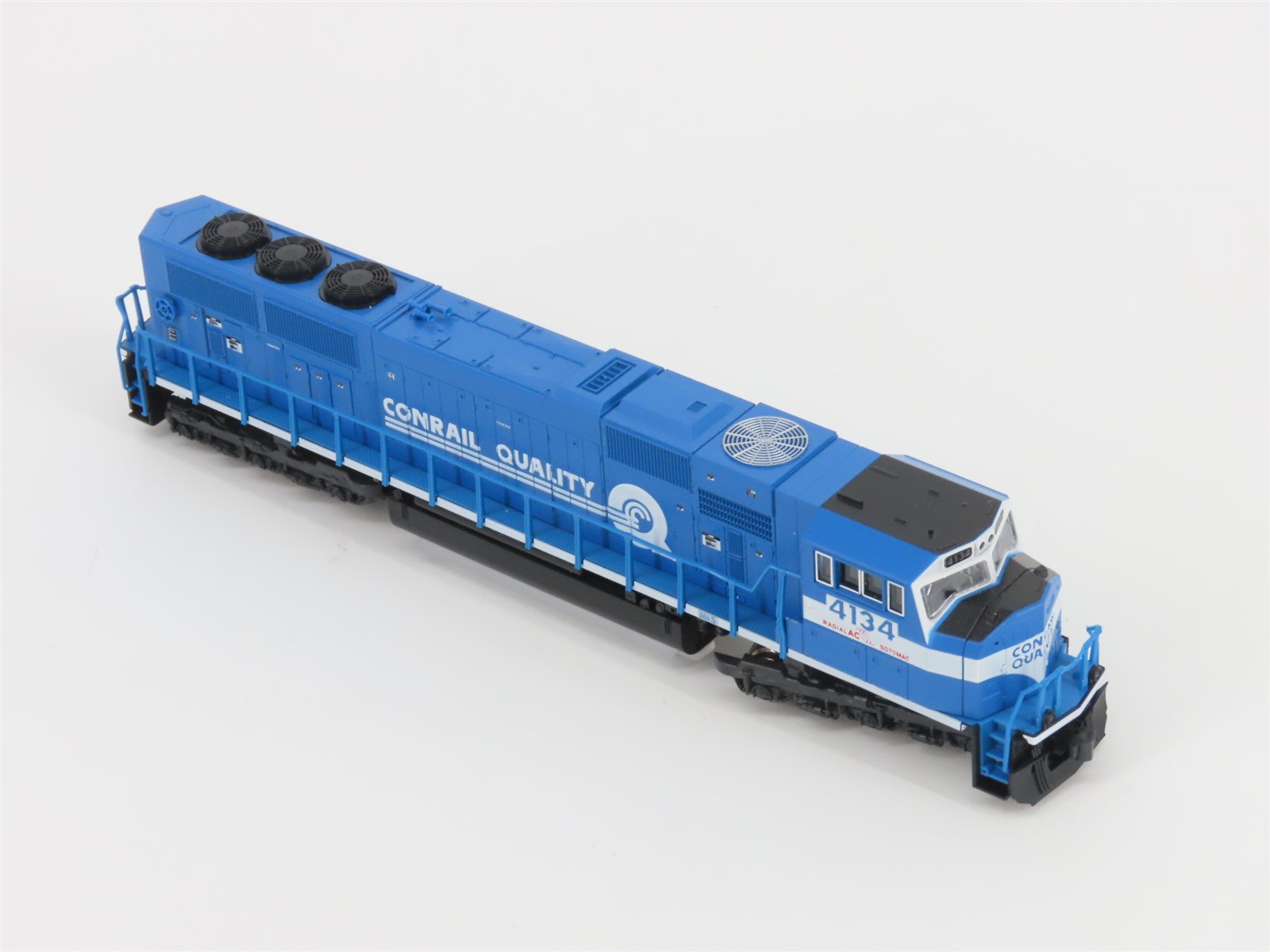 N Scale KATO 176-6305A CR Conrail Quality EMD SD70MAC Diesel #4134 w/ DCC
