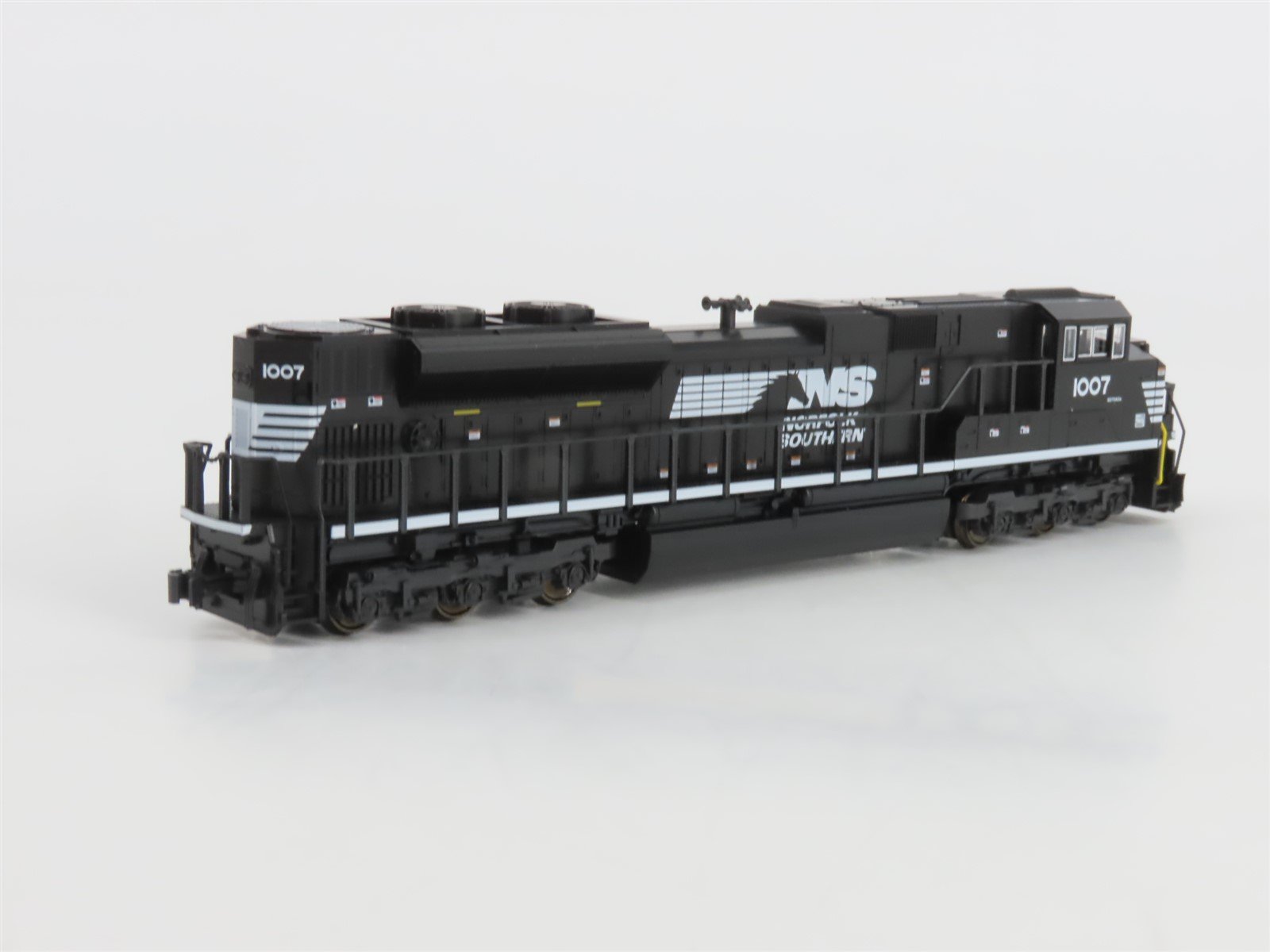 N Scale KATO Kobo 176-8506-1 NS Norfolk Southern EMD SD70ACe Diesel #1007 w/ DCC
