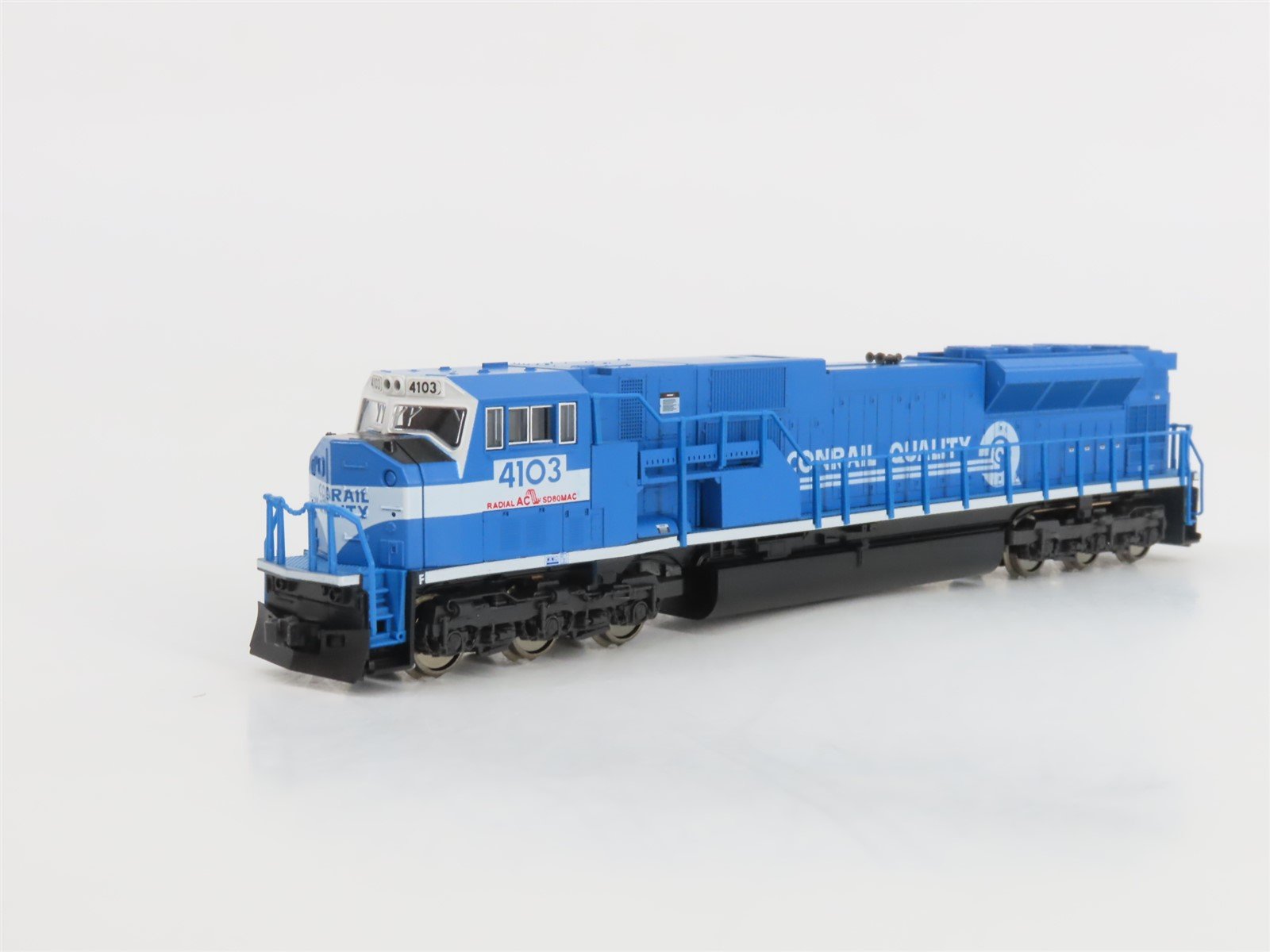 N Scale KATO 176-5501 CR Conrail Quality EMD SD80MAC Diesel #4103 w/ DCC