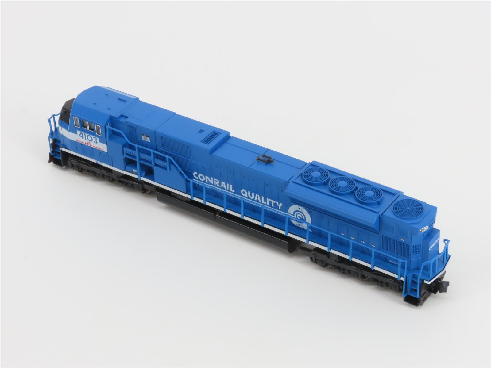 N Scale KATO 176-5501 CR Conrail Quality EMD SD80MAC Diesel #4103 w/ DCC