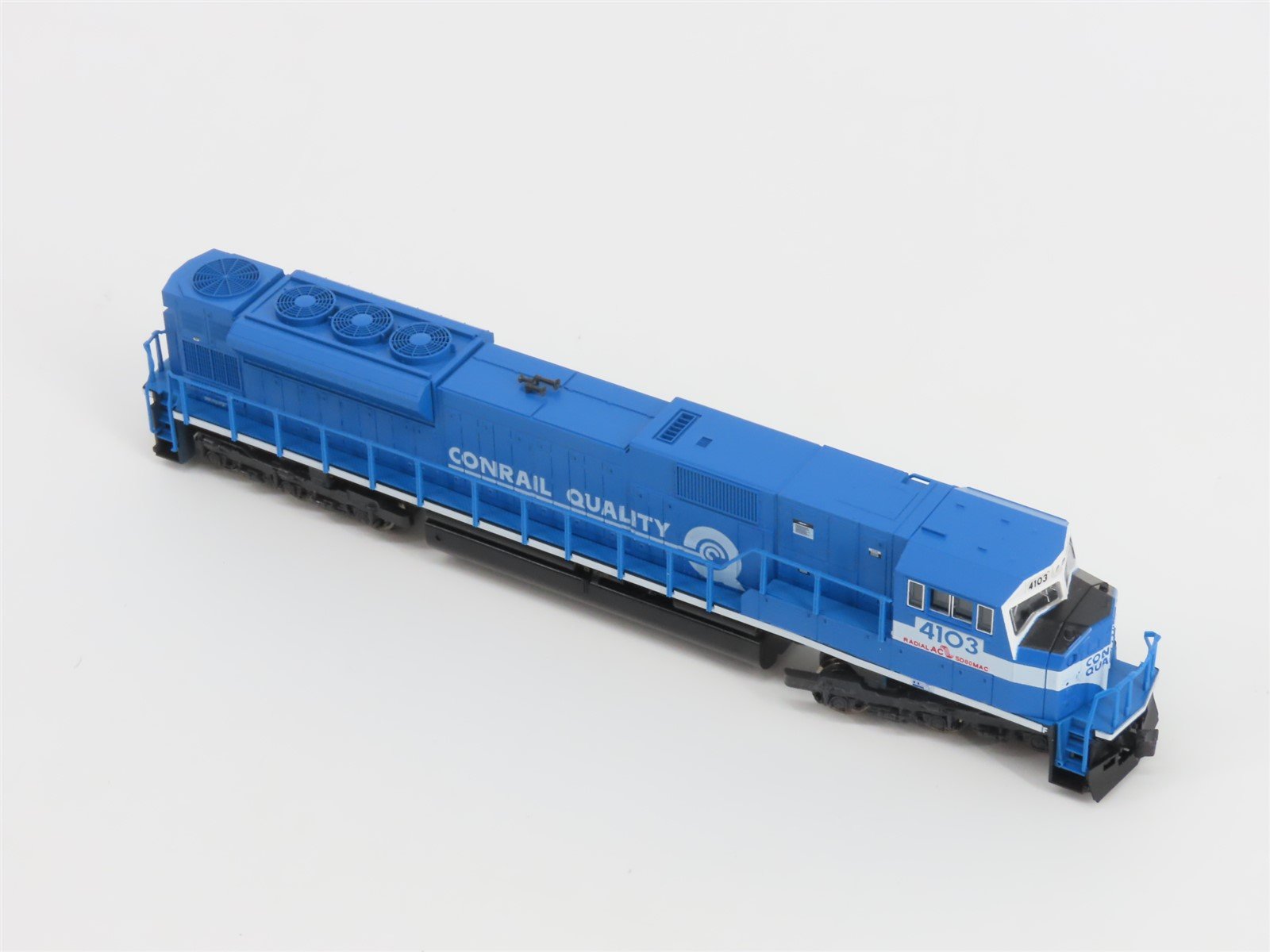 N Scale KATO 176-5501 CR Conrail Quality EMD SD80MAC Diesel #4103 w/ DCC