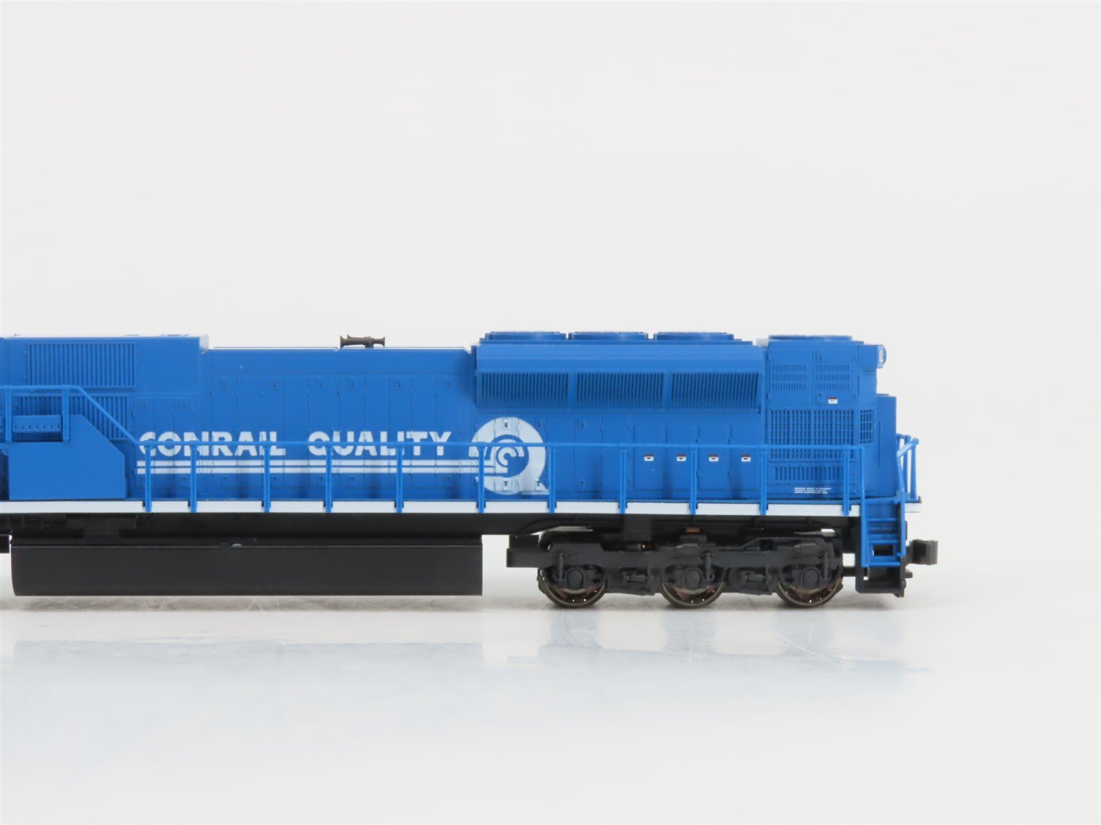 N Scale KATO 176-5501 CR Conrail Quality EMD SD80MAC Diesel #4100 w/ DCC