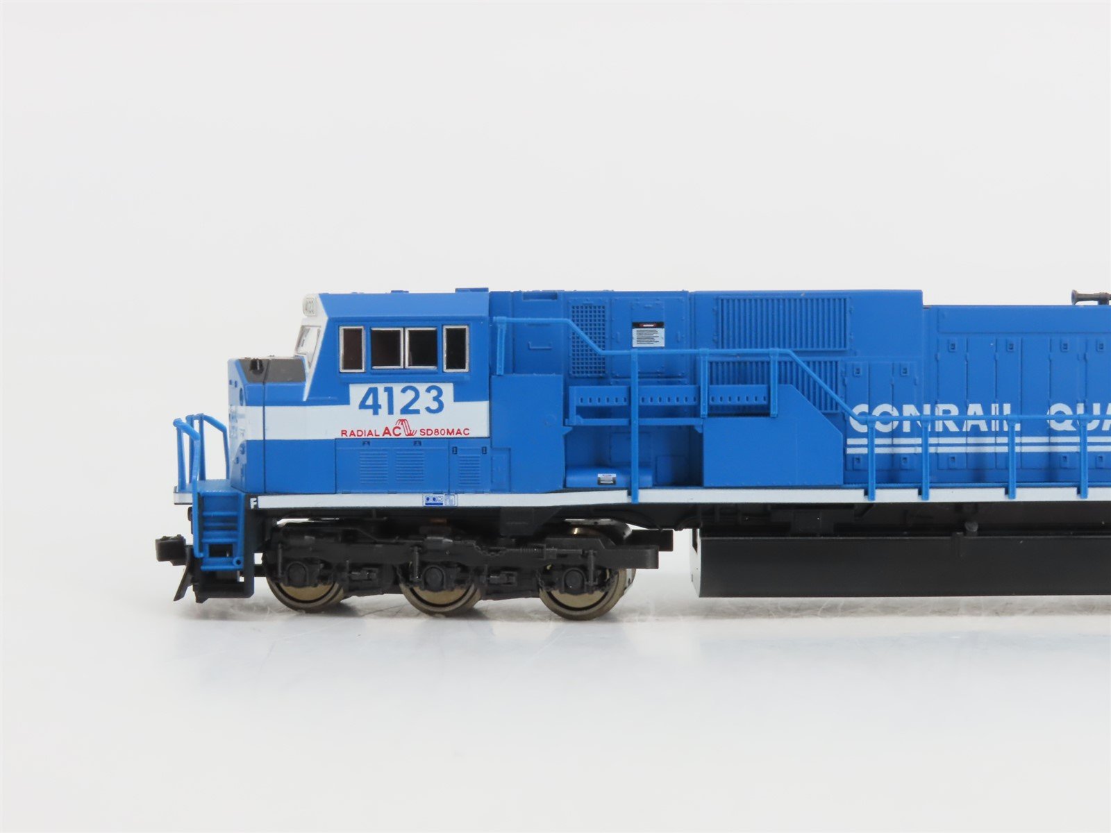 N Scale KATO 176-5502 CR Conrail Quality EMD SD80MAC Diesel #4123 w/ DCC