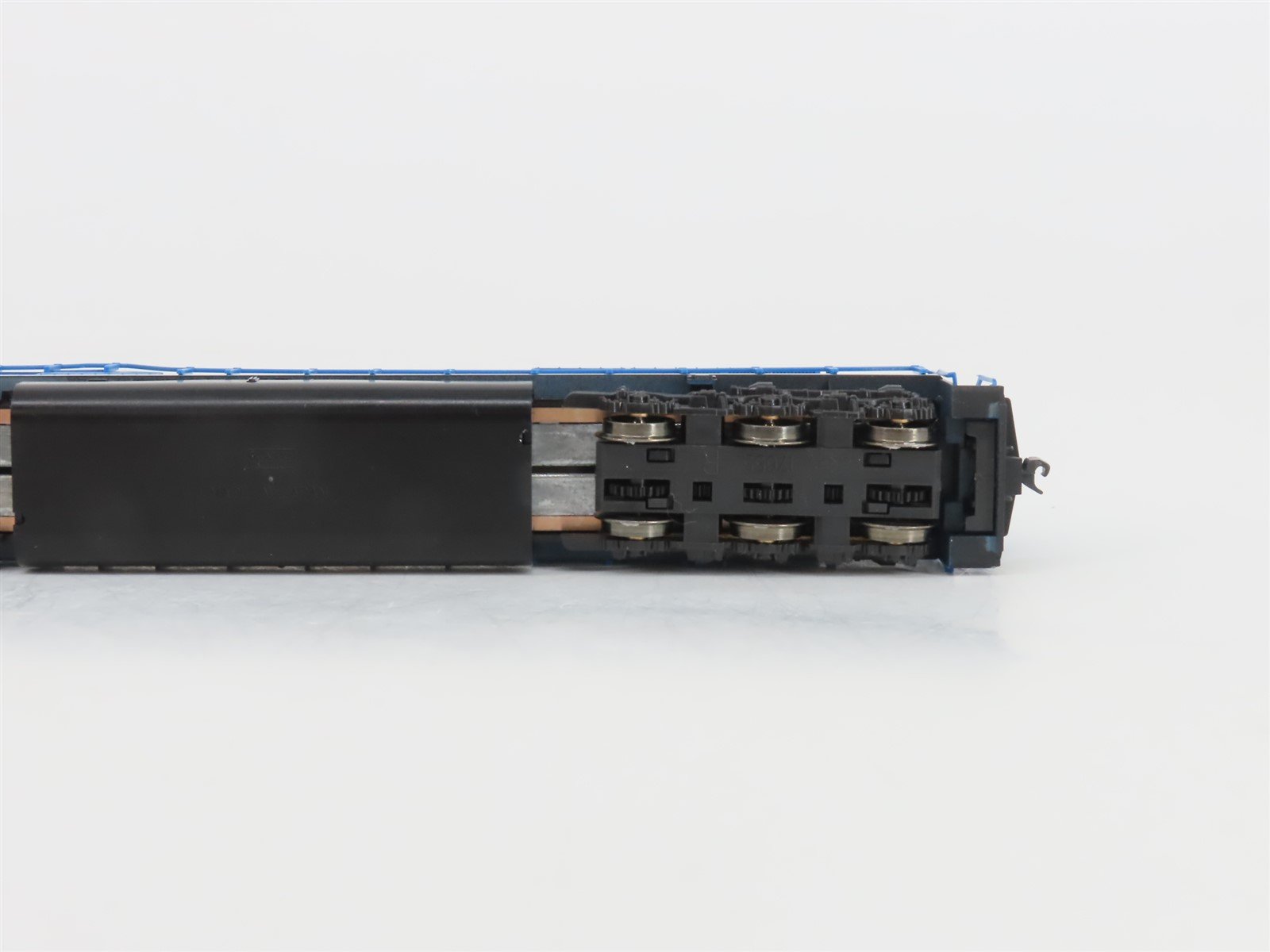 N Scale KATO 176-5502 CR Conrail Quality EMD SD80MAC Diesel #4123 w/ DCC