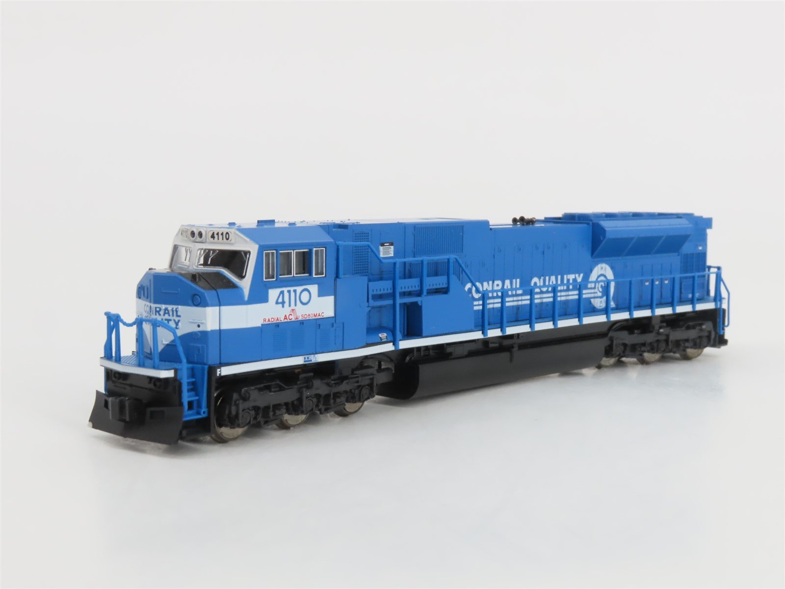 N Scale KATO 176-5501A CR Conrail Quality EMD SD80MAC Diesel #4110 w/ DCC