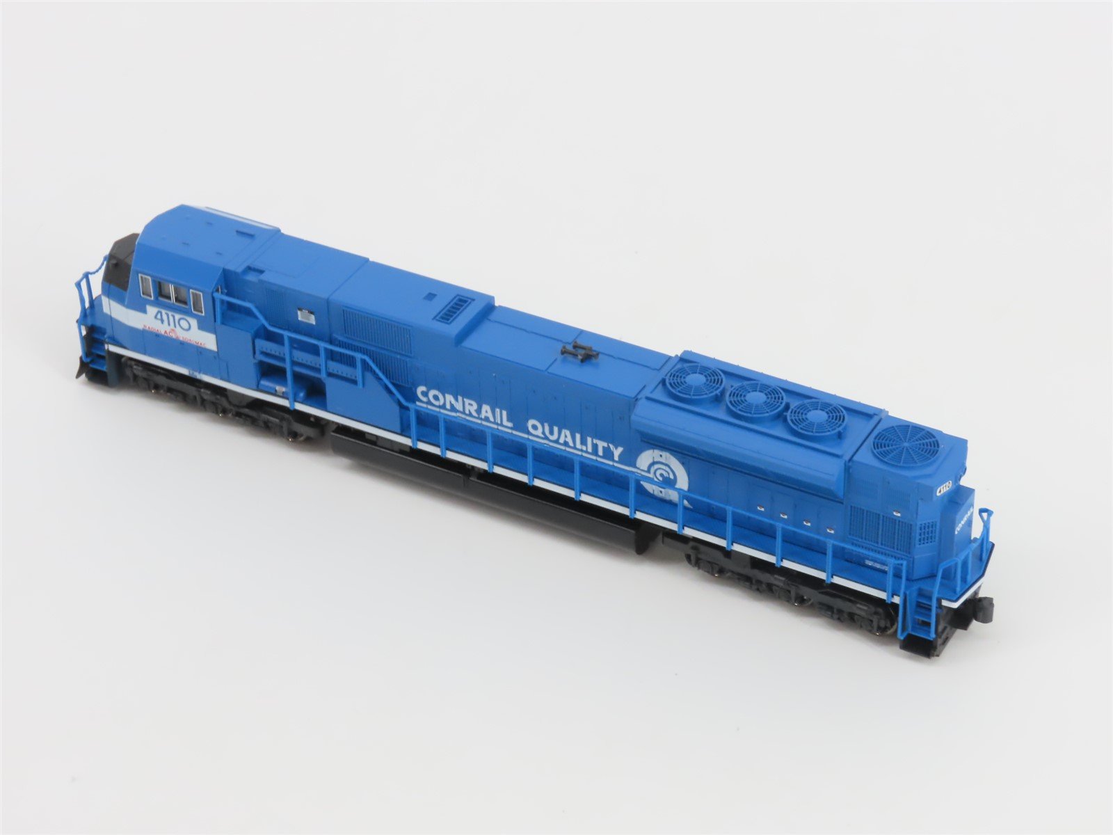 N Scale KATO 176-5501A CR Conrail Quality EMD SD80MAC Diesel #4110 w/ DCC