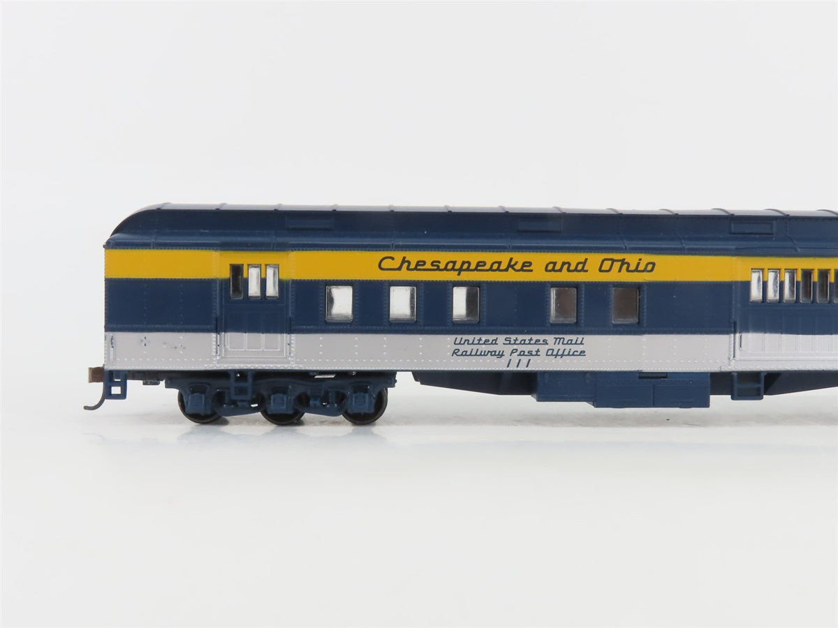 HO Scale Athearn 7821 C&amp;O Chesapeake &amp; Ohio &quot;Progress&quot; RPO Passenger Car
