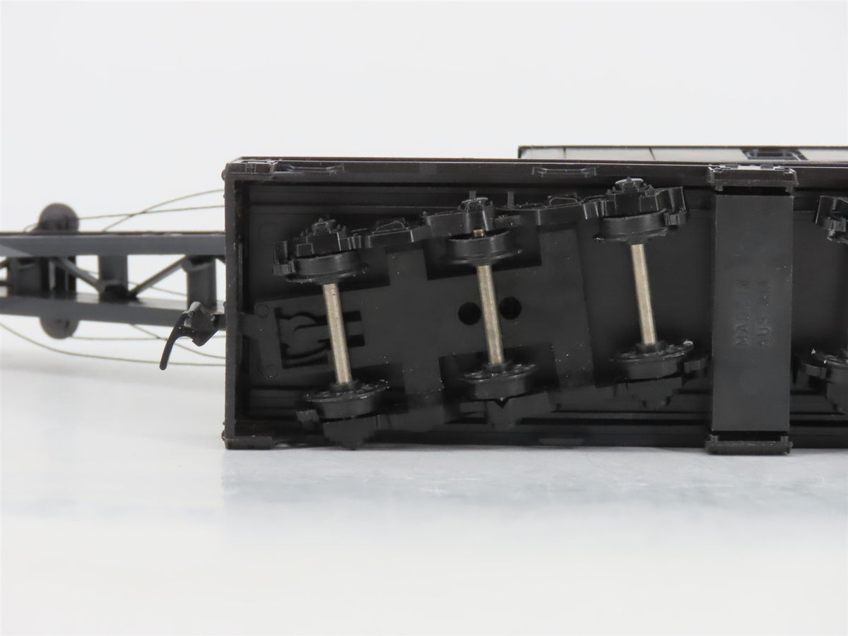HO Scale Lionel Black Undecorated Operating Crane Car