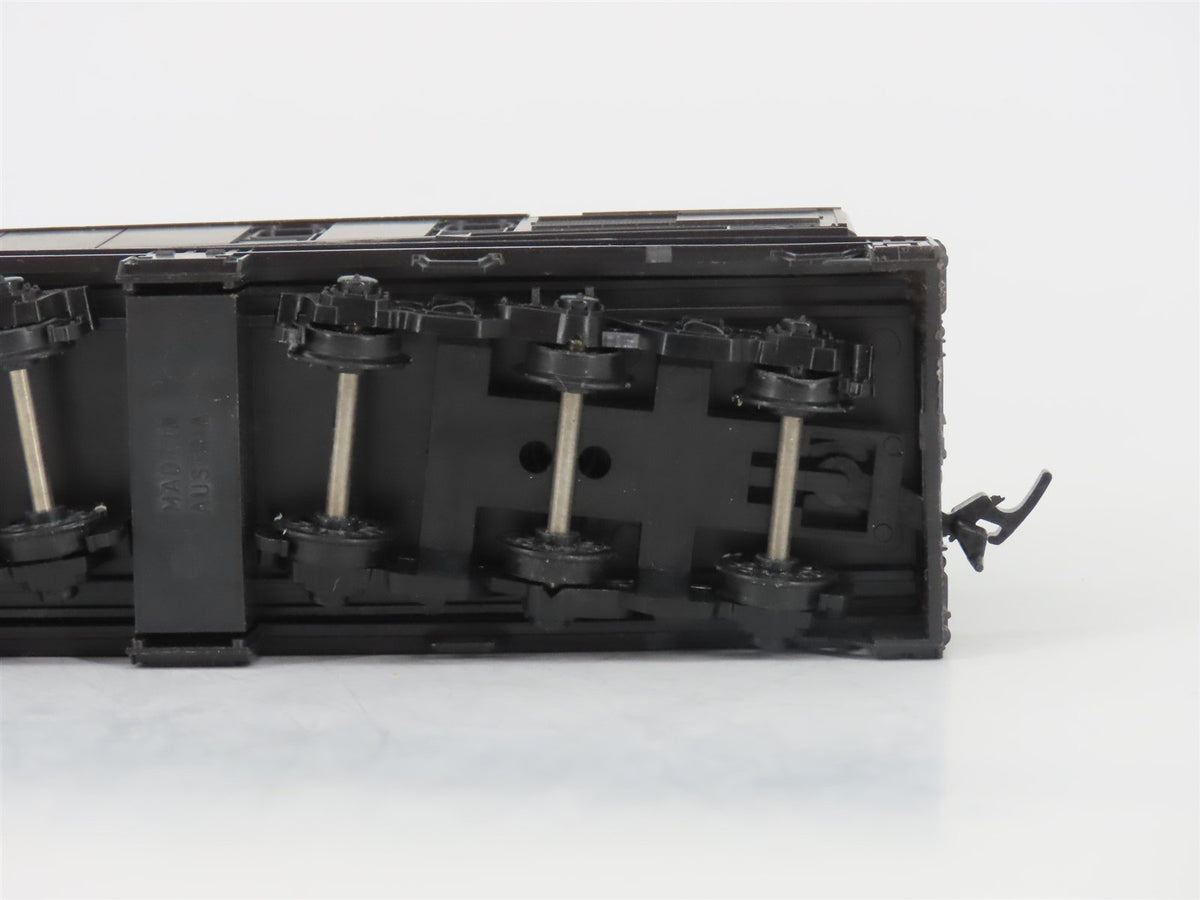 HO Scale Lionel Black Undecorated Operating Crane Car