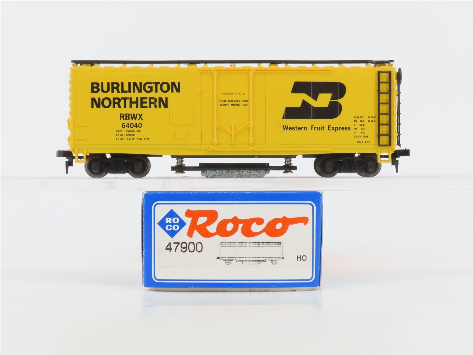 HO Scale Roco 47900 BRBWX Burlington Northern Track Cleaning Box Car #64040
