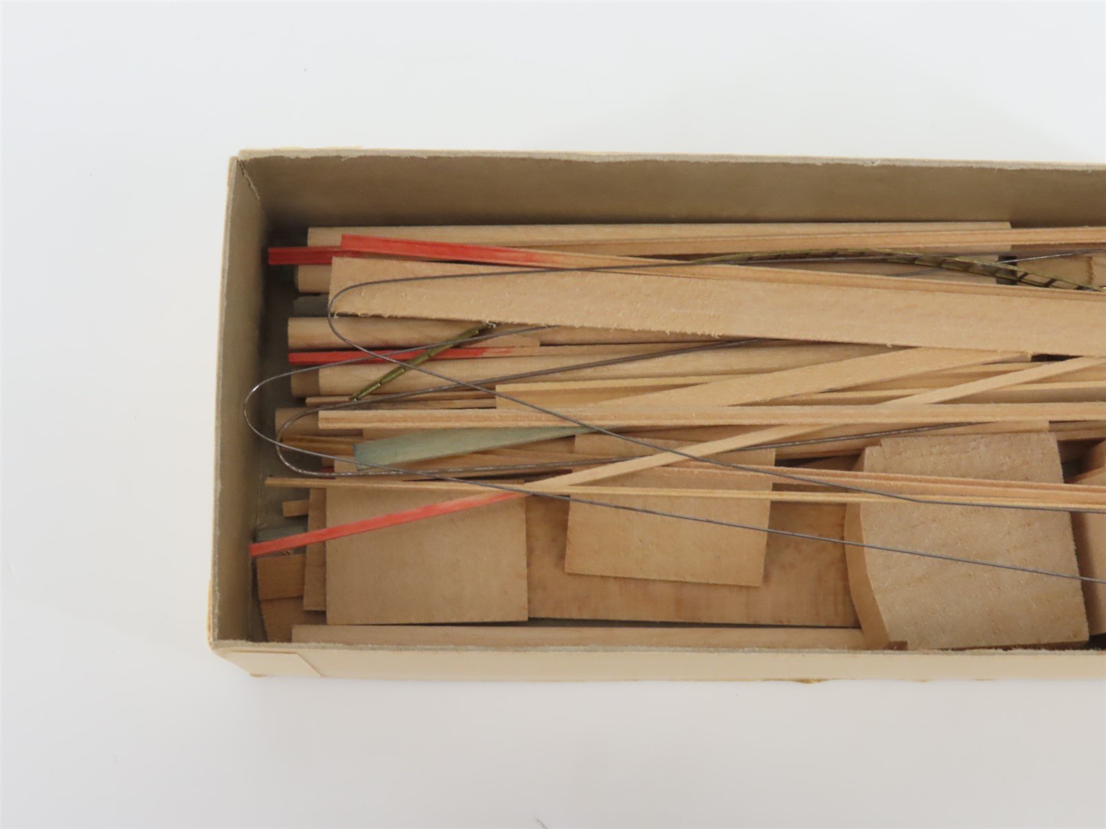 HO Scale Ambroid Kit No. 1 Second Series U.S. Navy Helium Gas Tank Car