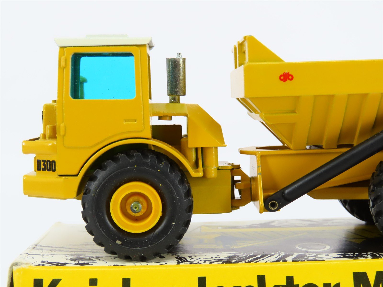 1:50 Scale NZG No 166 Die-Cast DJB D300 Dump Truck
