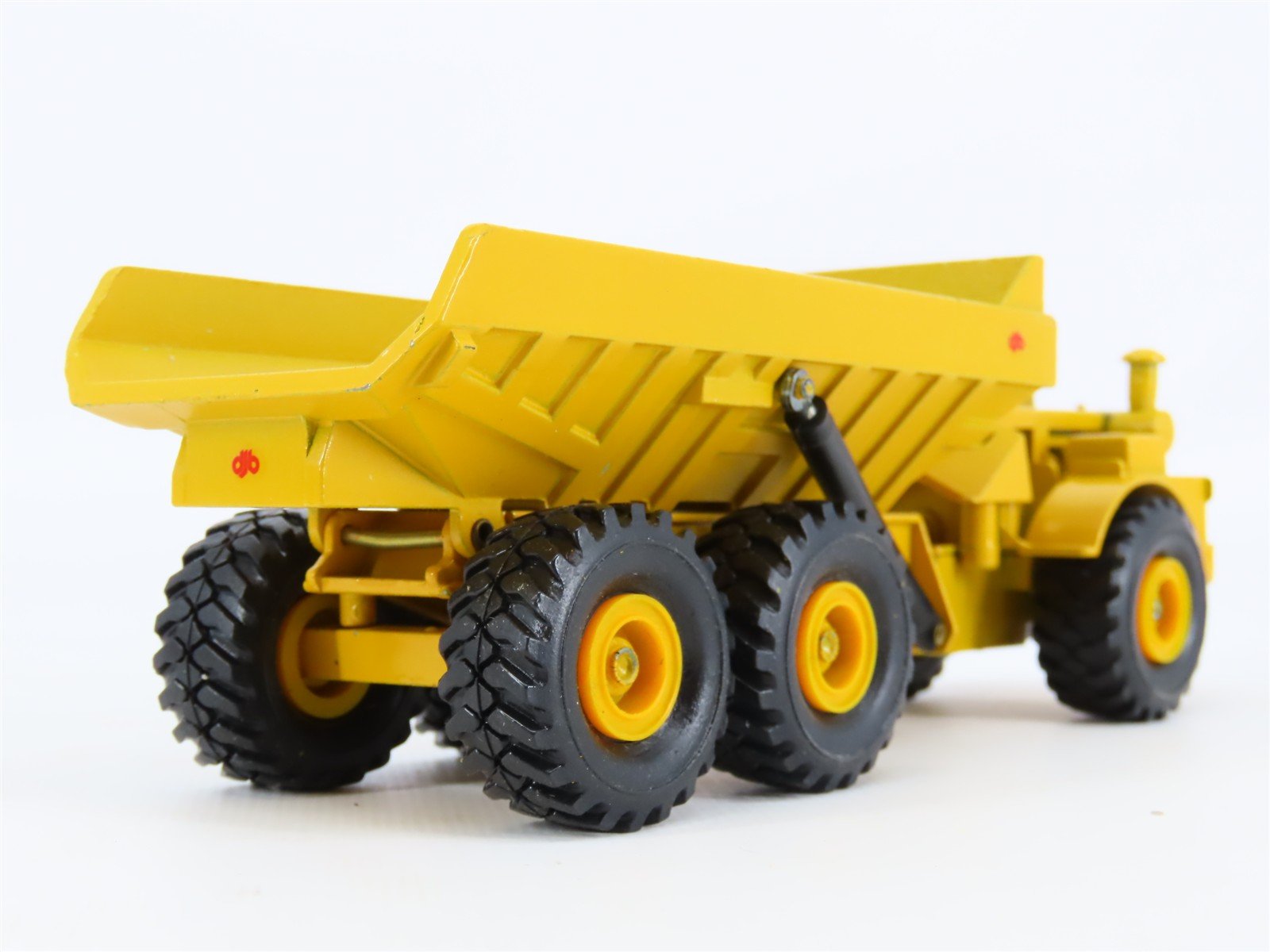 1:50 Scale NZG No 166 Die-Cast DJB D300 Dump Truck