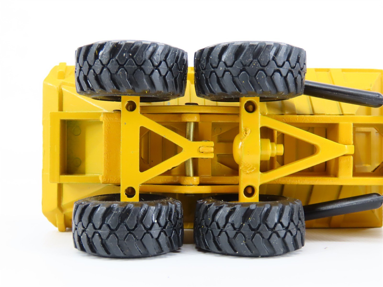 1:50 Scale NZG No 166 Die-Cast DJB D300 Dump Truck