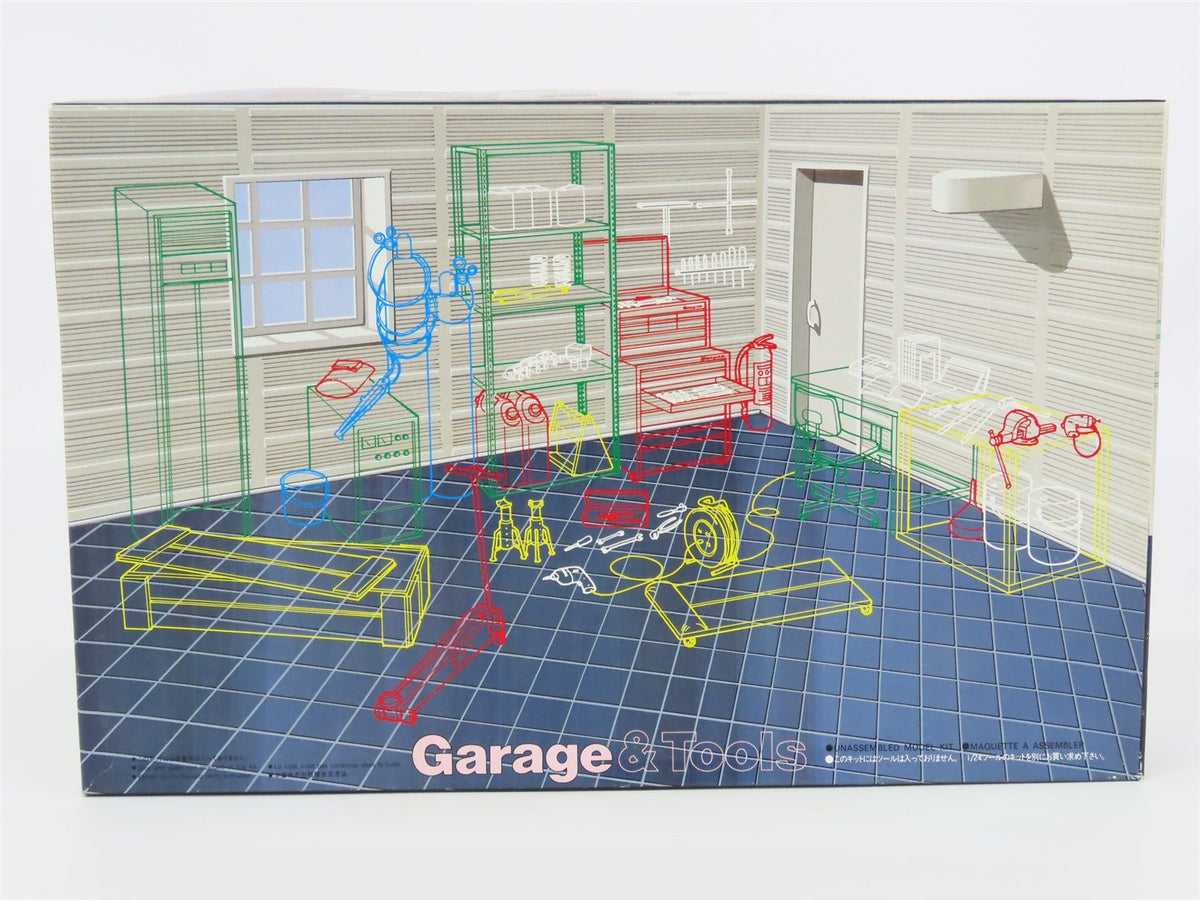 1/24 Scale Fujimi Kit #11031 Garage
