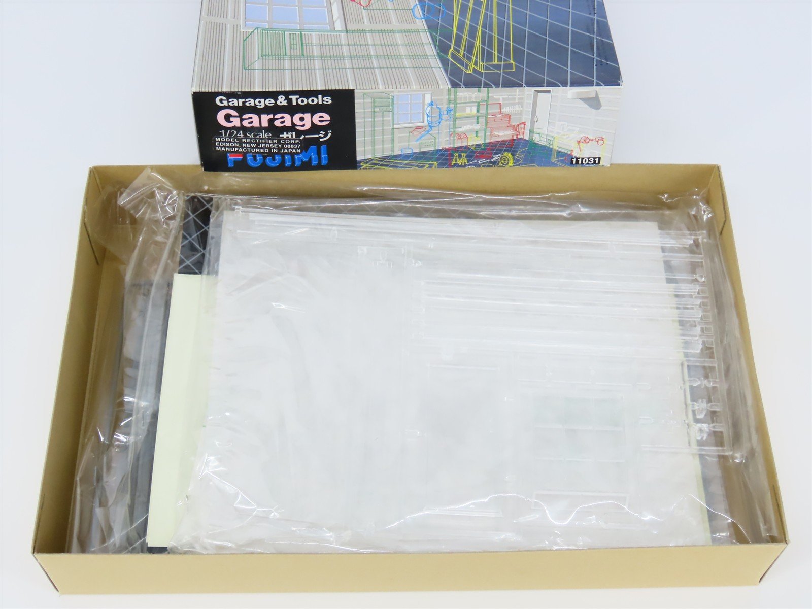 1/24 Scale Fujimi Kit #11031 Garage