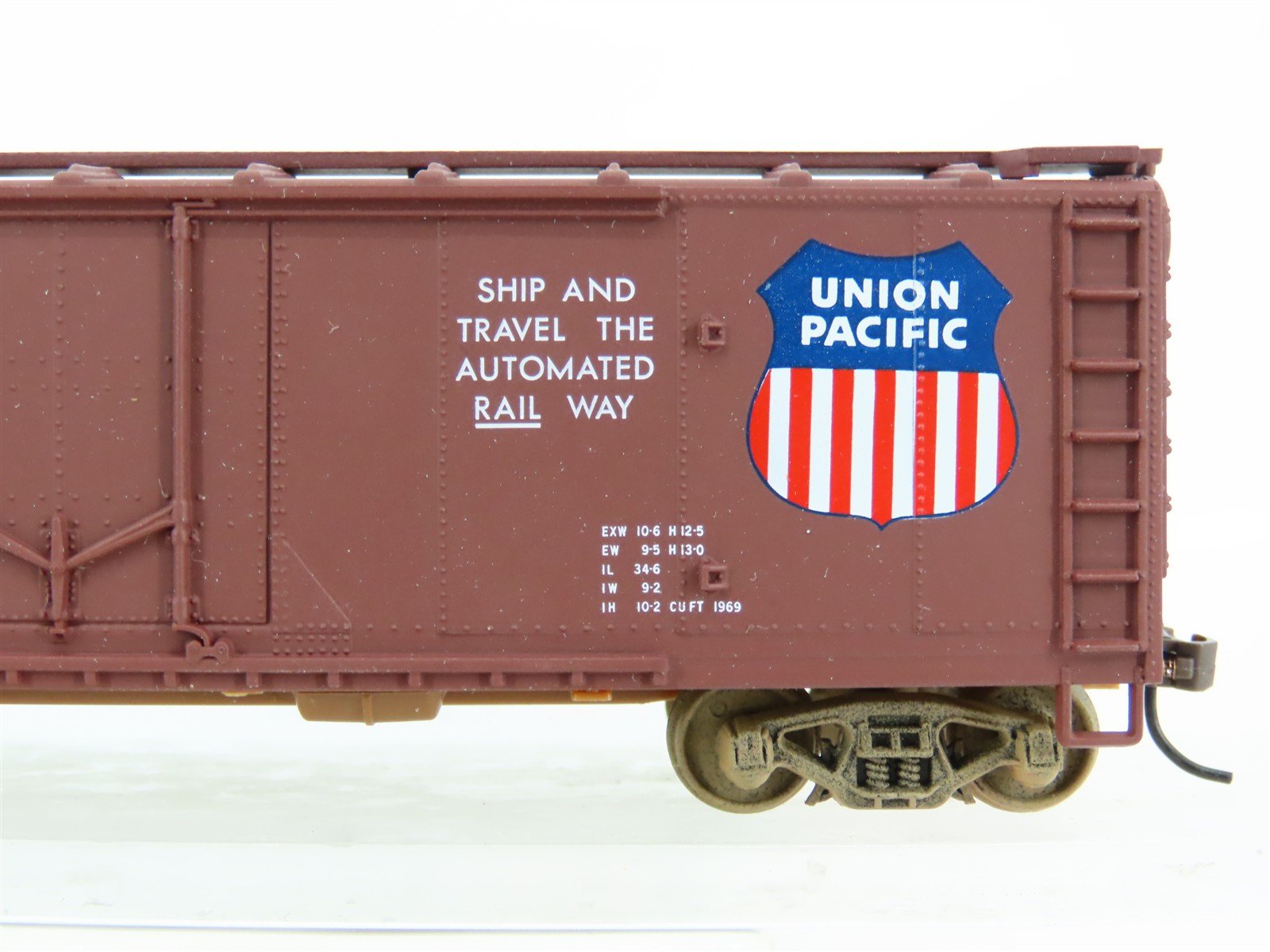 HO Scale Walthers Trainline UP Union Pacific Single Door Box Car #113303