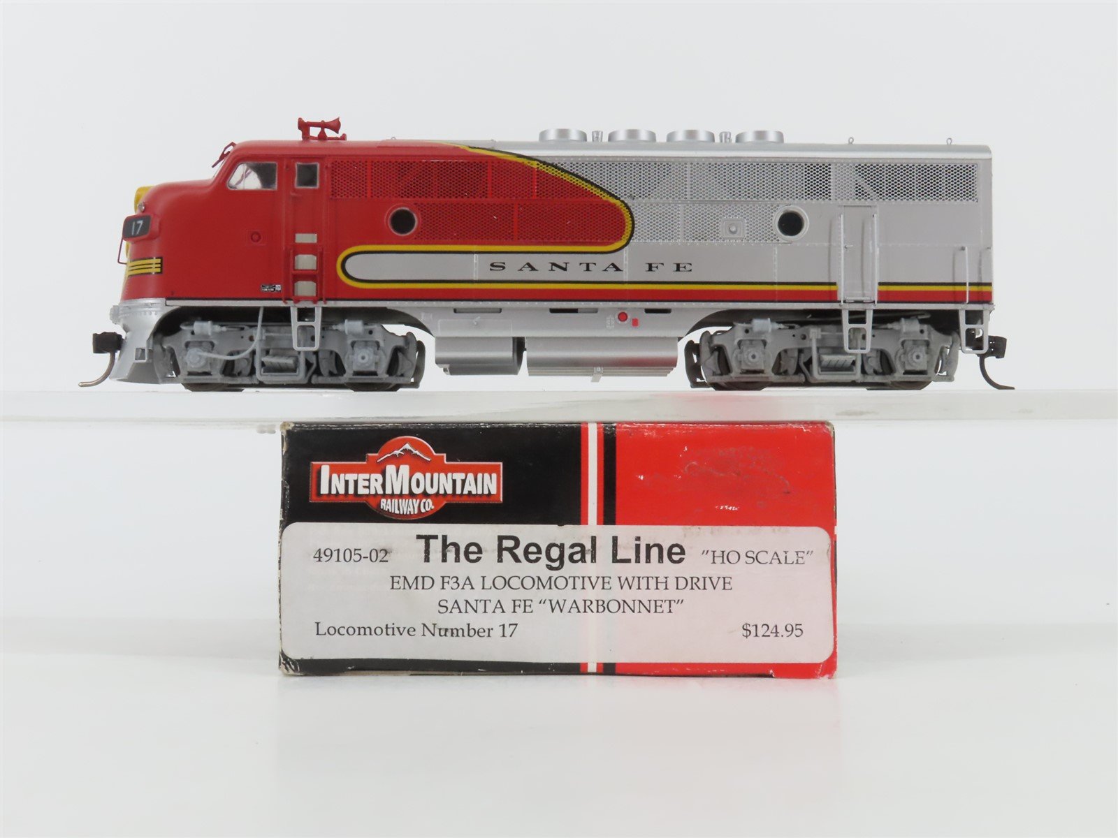 HO InterMountain Regal Line 49105-02 ATSF Santa Fe "Warbonnet" F3A Diesel #17