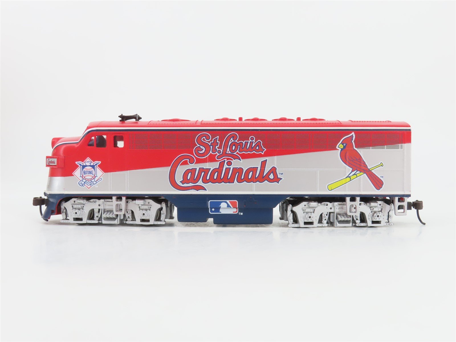 HO Scale Hawthorne Village/Bachmann MLB St. Louis Cardinals Baseball Diesel