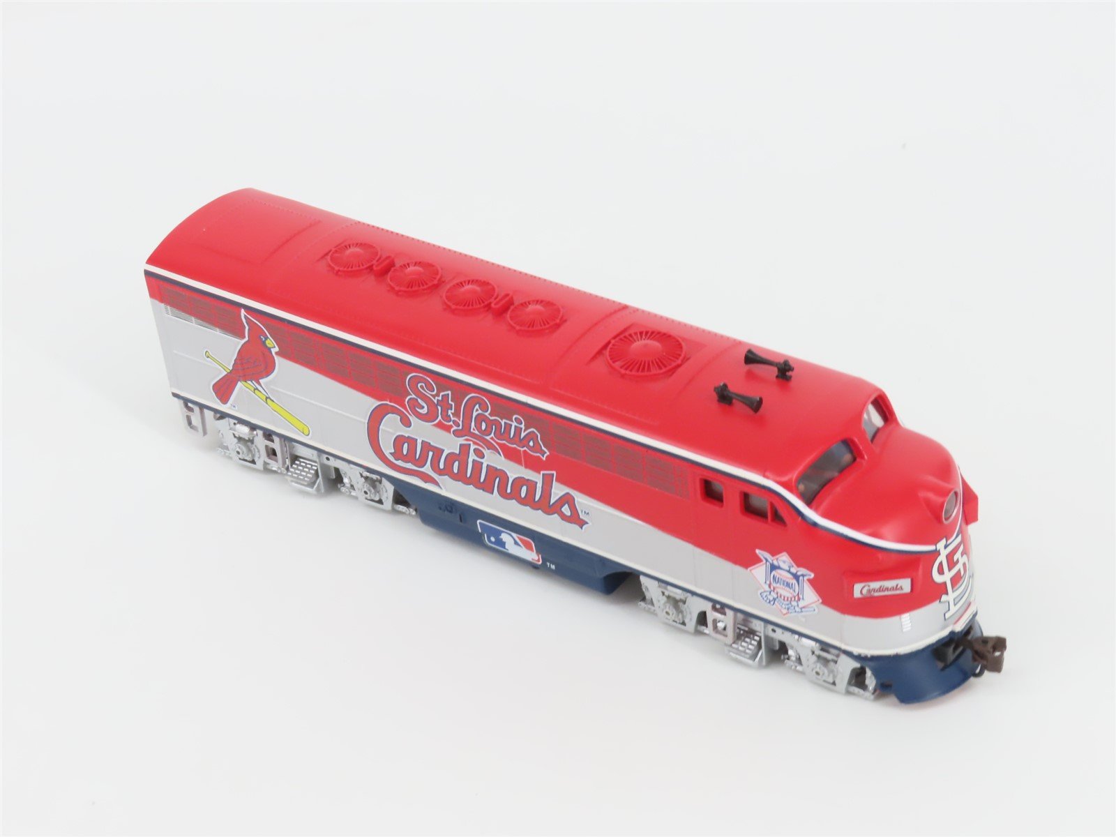 HO Scale Hawthorne Village/Bachmann MLB St. Louis Cardinals Baseball Diesel