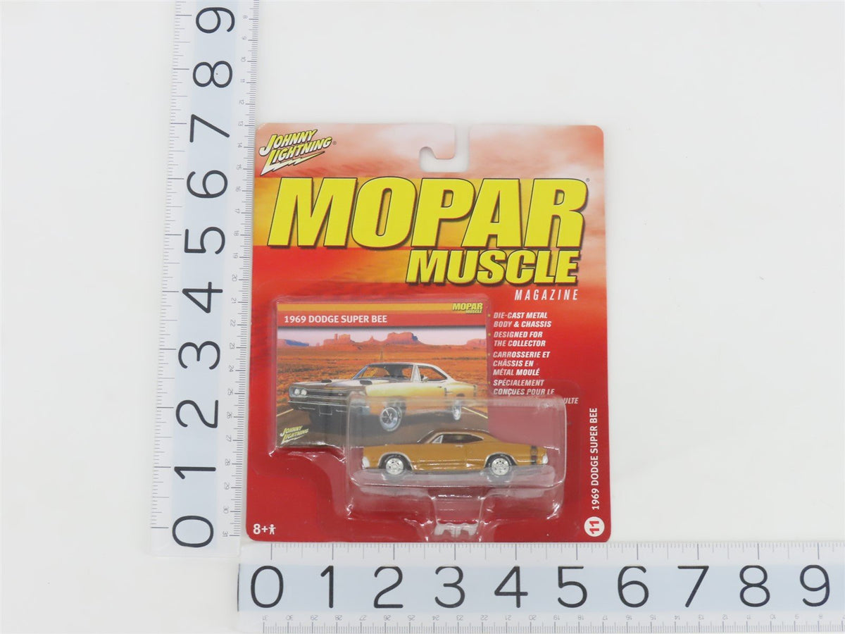 LOT of 6 1:64 Scale Johnny Lightning Die-Cast Mopar Muscle Assorted Vehicles