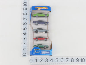 LOT of 16 1:64 Scale Hot Wheels Die-Cast Assorted Cars