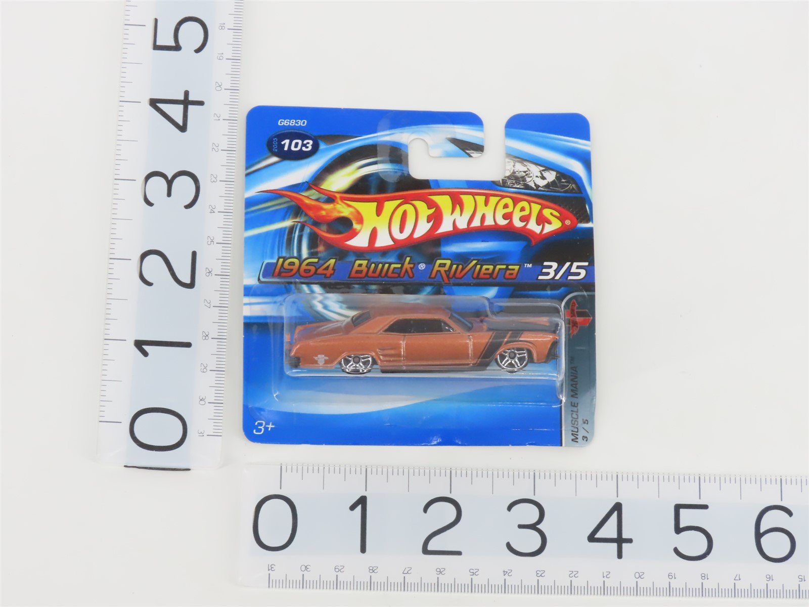 LOT of 16 1:64 Scale Hot Wheels Die-Cast Assorted Cars