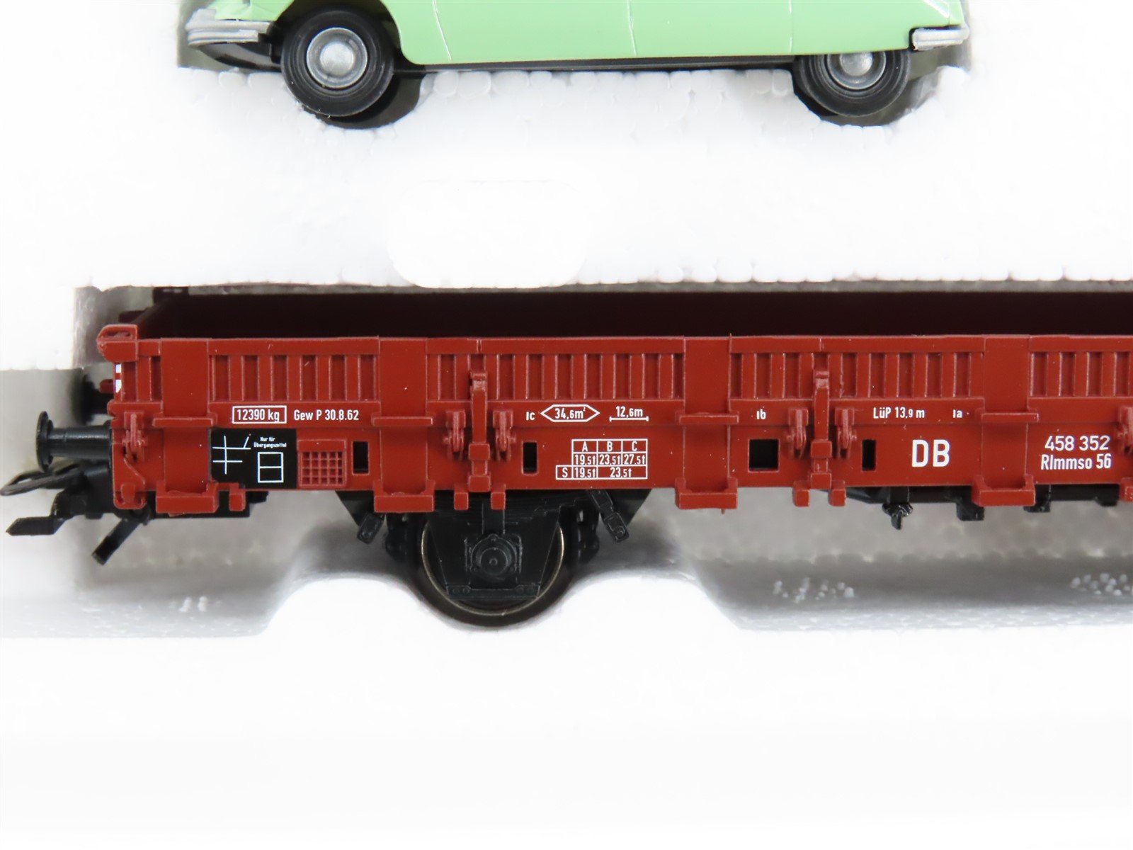 HO Scale Marklin 42992 DB Westerland Passenger Car & Auto Transport Set