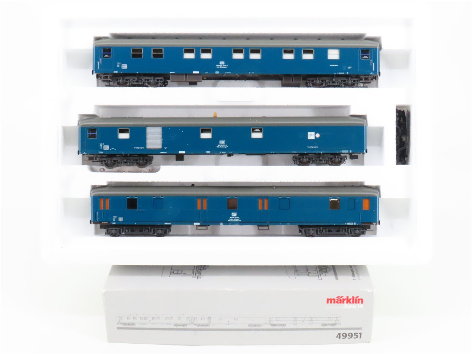 HO Marklin 49951 DB German Federal Railroad 3-Car Crane Tender Passenger Set