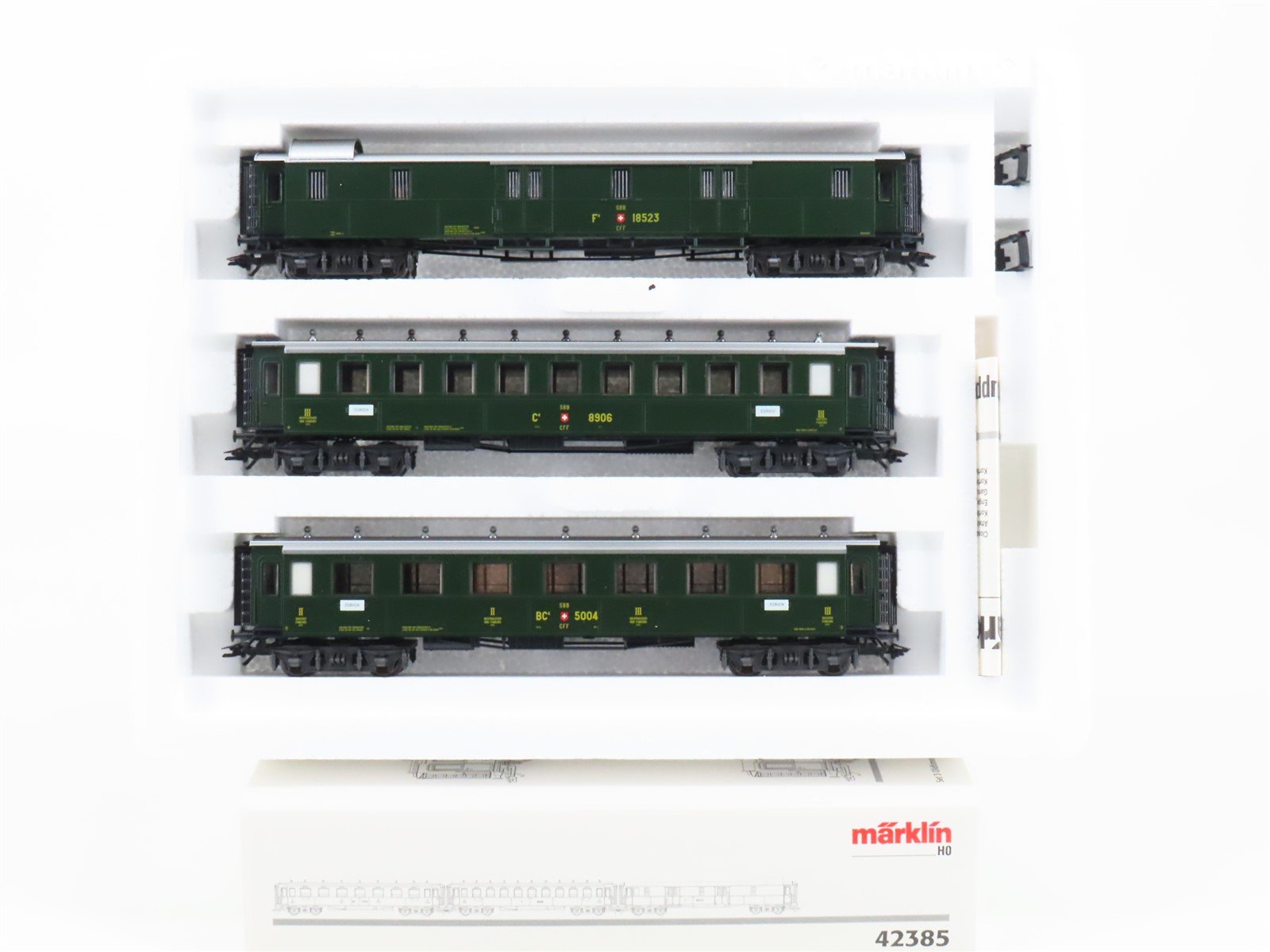 HO Scale Marklin 42385 SBB-CFF-FFS Swiss Federal 3-Car Express Passenger Set