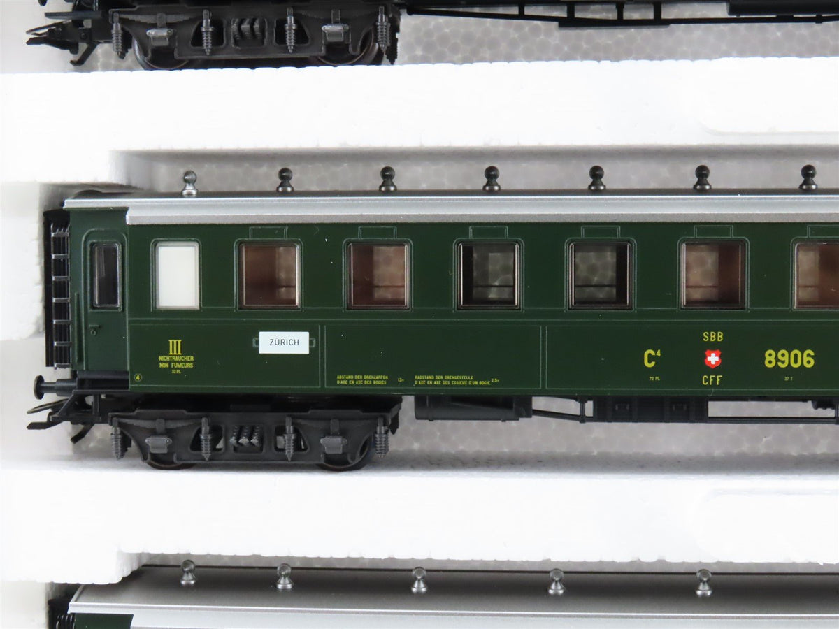 HO Scale Marklin 42385 SBB-CFF-FFS Swiss Federal 3-Car Express Passenger Set