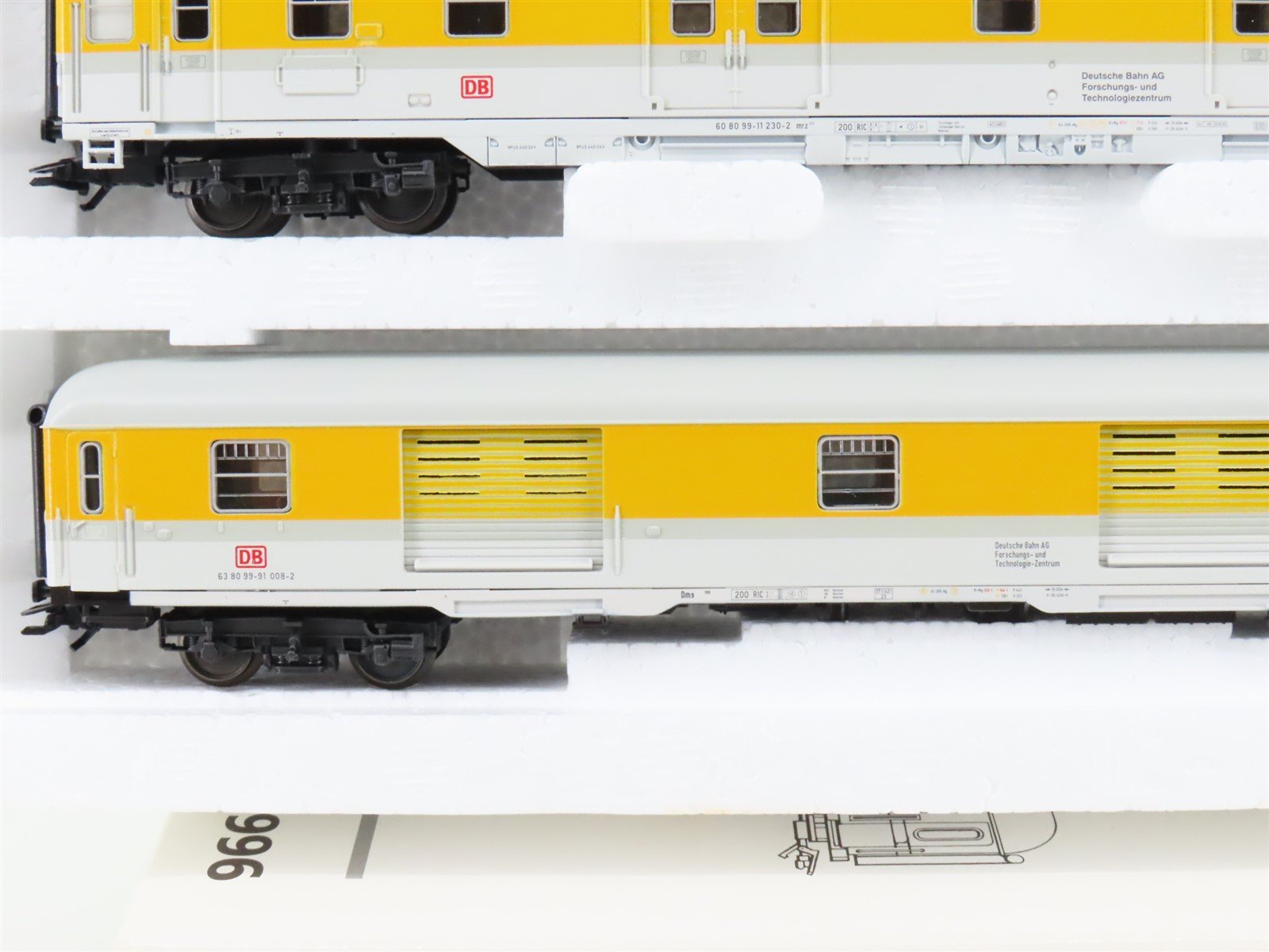 HO Marklin 42996 DB AG German Railway Era V Measurement Passenger 3-Car Set