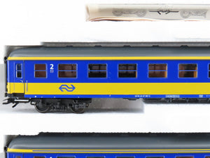 HO Scale Marklin 42903 NS Dutch State Railways Era V 3-Car Express Passenger Set