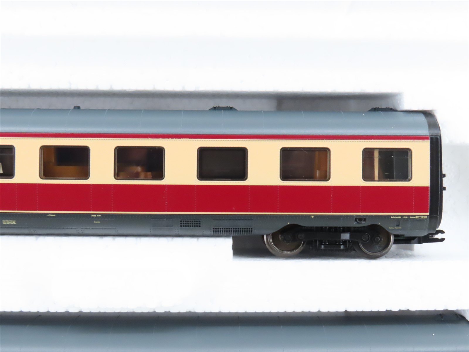 HO Scale Marklin 43115 DB German Federal Railroad Era III 3-Car Passenger Set