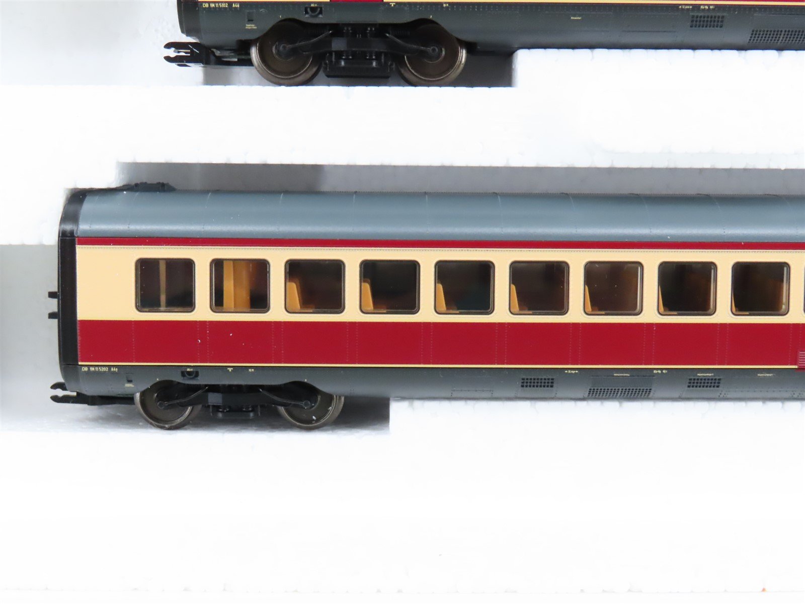 HO Scale Marklin 43115 DB German Federal Railroad Era III 3-Car Passenger Set