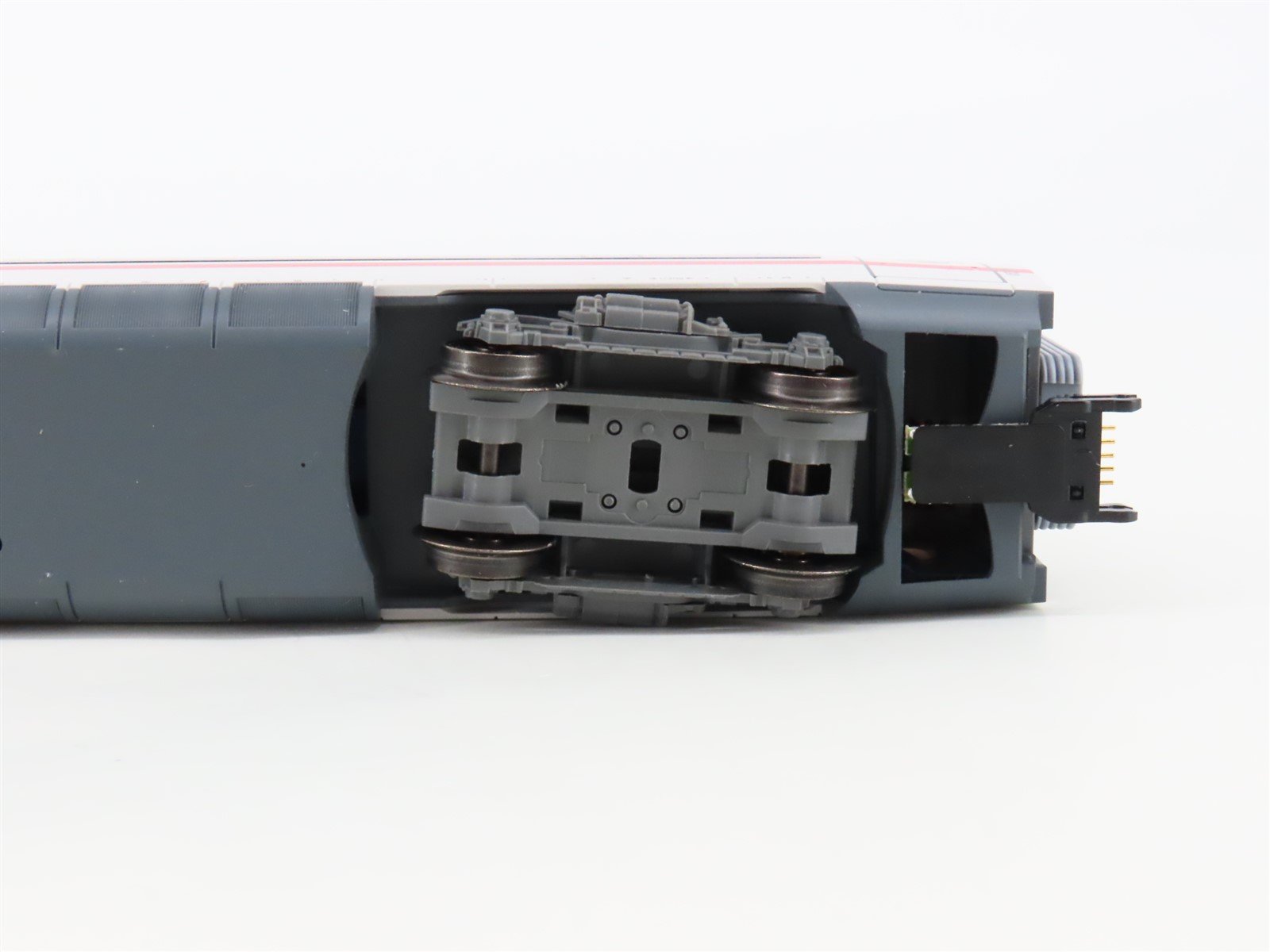 HO Scale Marklin 43747 DB German Federal Era V ICE 3 2nd Class Coach Passenger