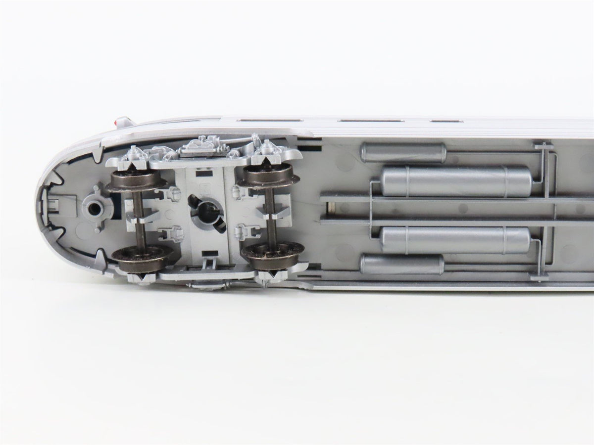 HO Scale Marklin 43604 ATSF Santa Fe Era III Observation Passenger &quot;Navajo&quot;