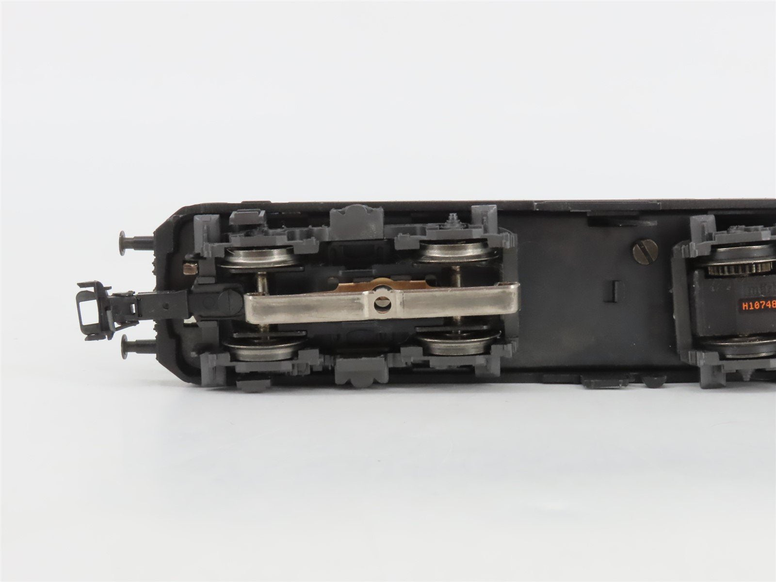 HO Scale 3-Rail AC Marklin DB Deutsche Bundesbahn E40 Electric Locomotive #072