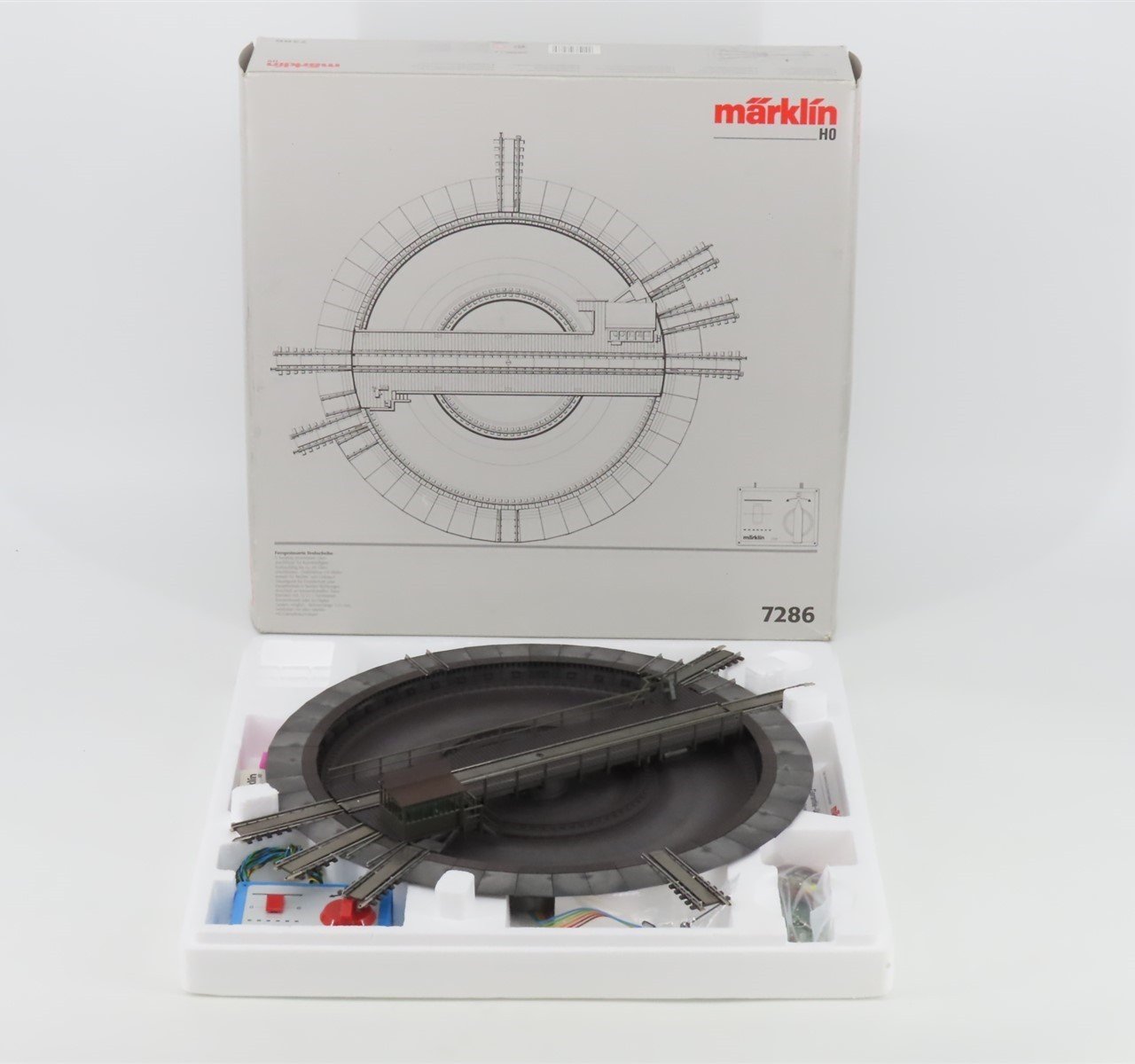HO 1/87 Scale 3-Rail AC Marklin 7286 Remote Control Turntable Track