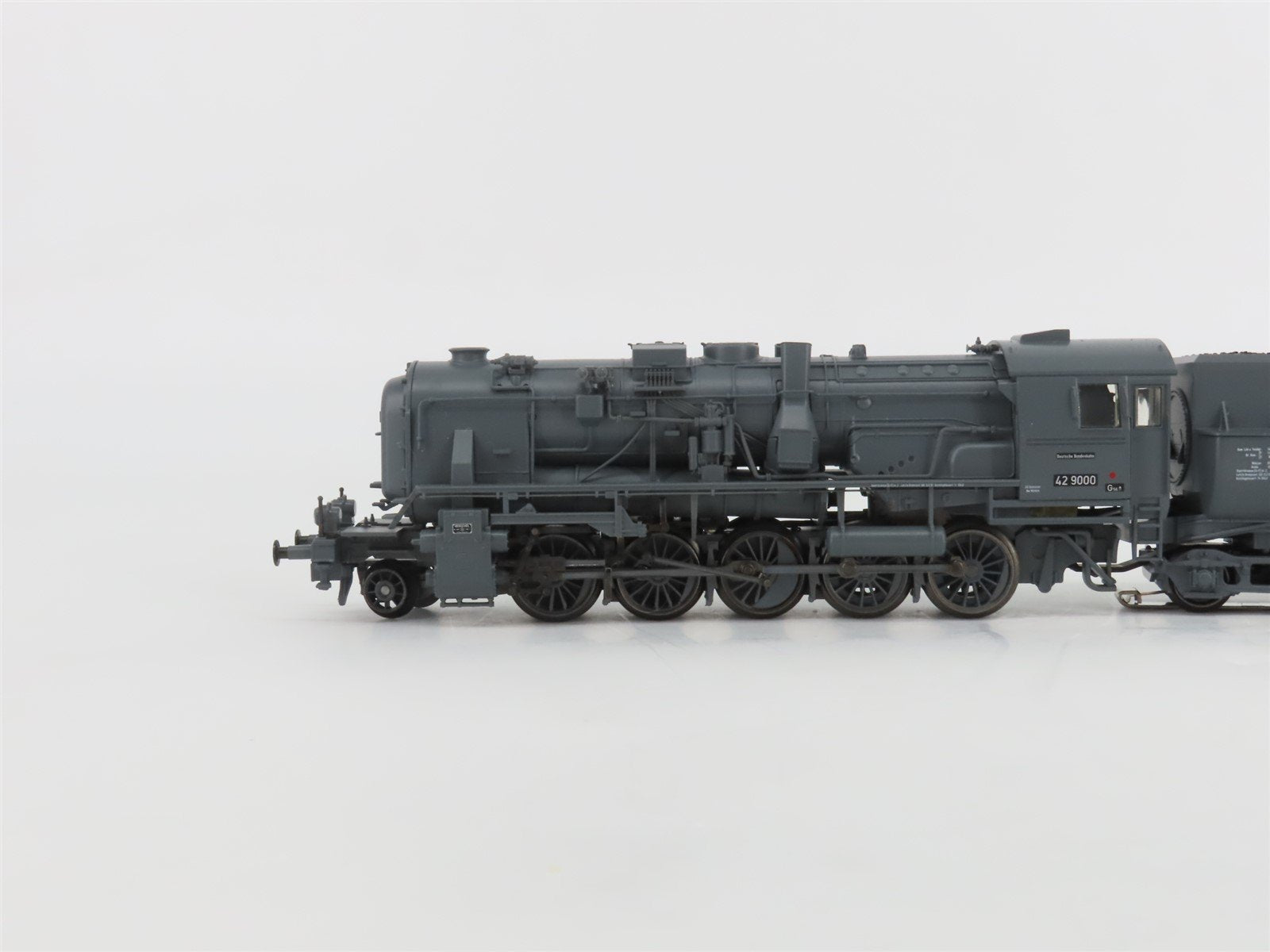 HO 3-Rail AC Marklin Digital 39160 DB Deutsche Bundesbahn 2-10-0 BR42 Steam 9000