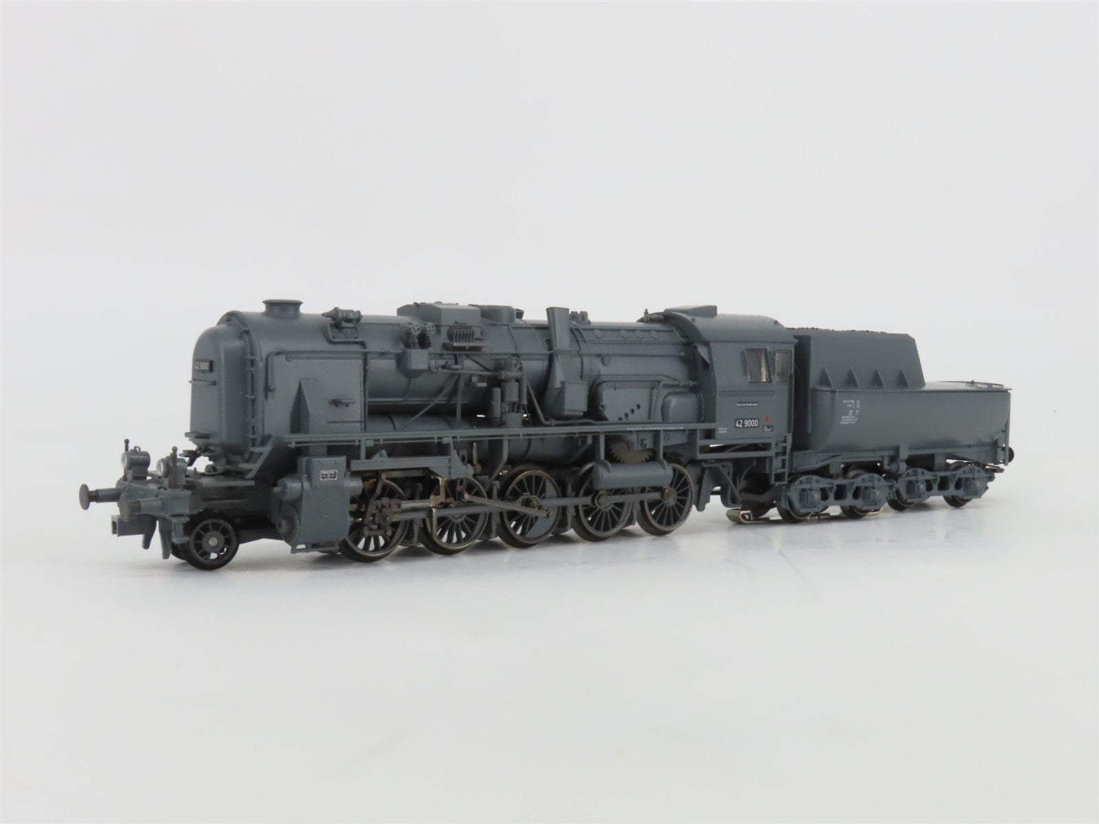 HO 3-Rail AC Marklin Digital 39160 DB Deutsche Bundesbahn 2-10-0 BR42 Steam 9000
