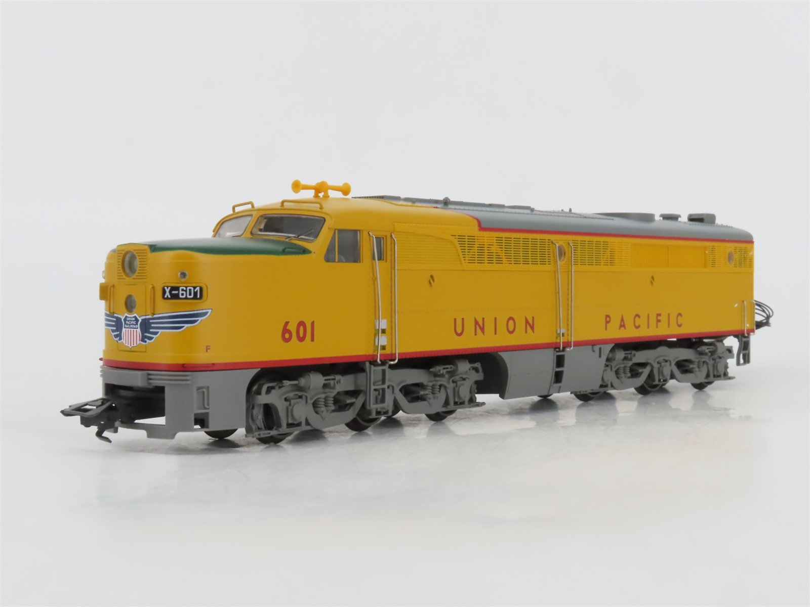 HO 3-Rail AC Marklin 49610 UP Union Pacific PA Diesel #601 - Add-On Booster
