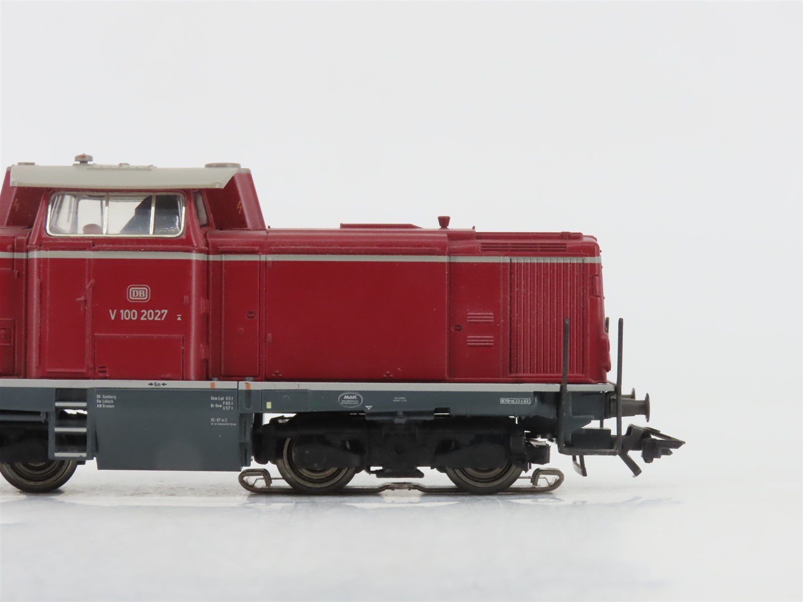 HO Scale 3-Rail AC Marklin DB Deutsche Bahn V100 Diesel Locomotive #2027